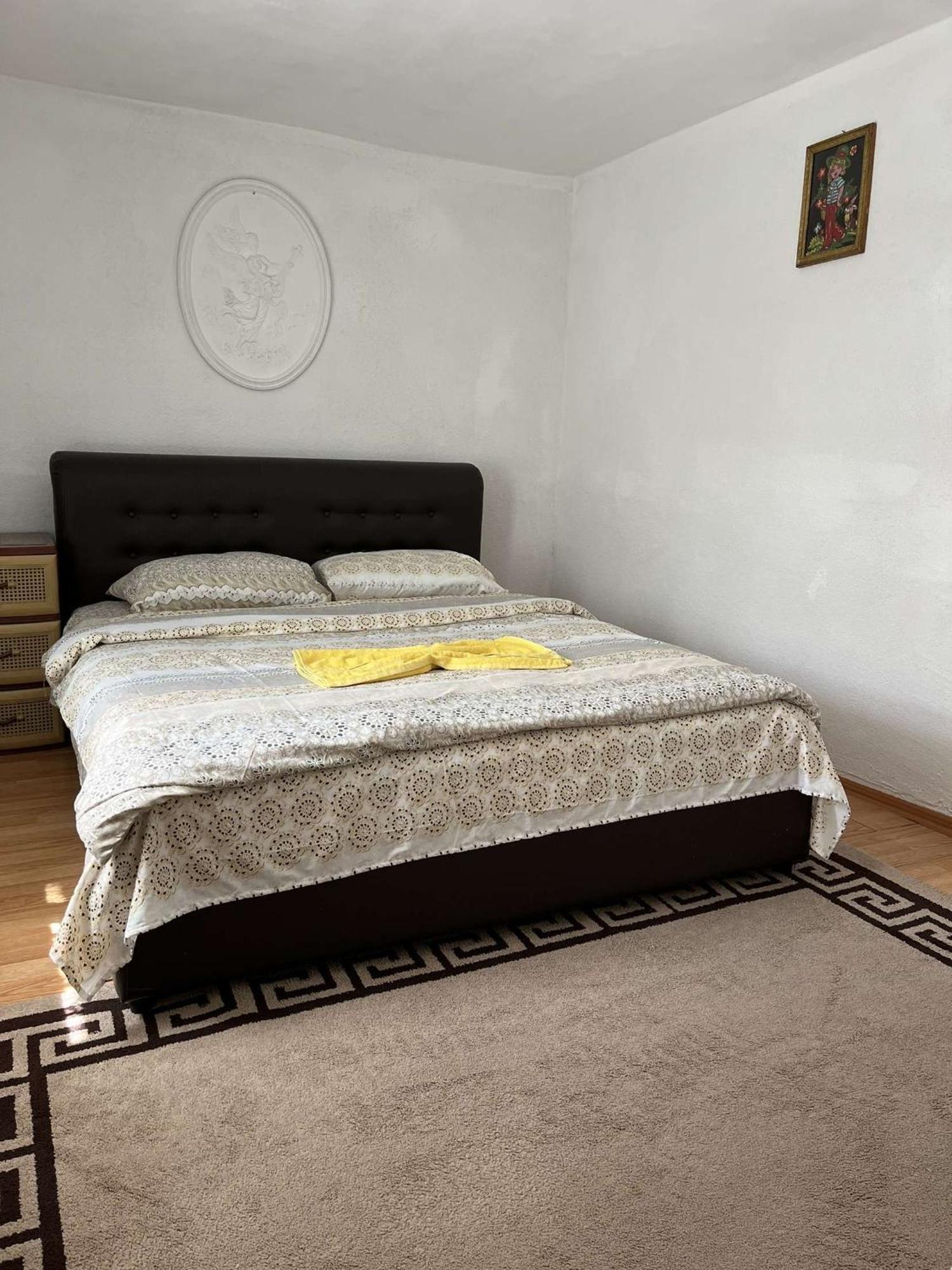 Guest House Guri Vuthaj Zewnętrze zdjęcie
